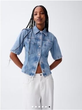 Gap NWT UltraSoft Denim Pocket Shirt Size Large in Light Wash